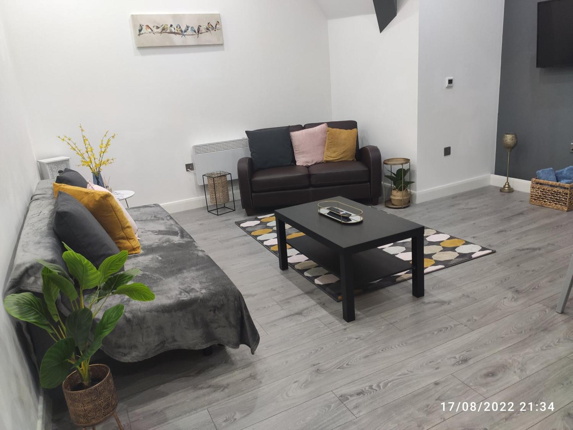 Sky Apartments Брадфорд Номер фото